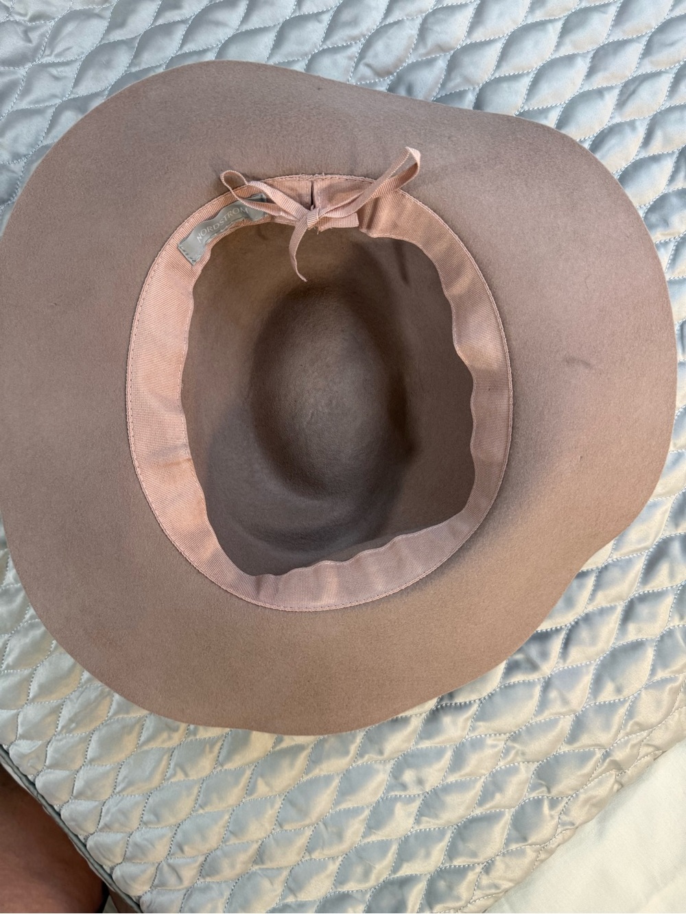 Women's Nordstrom Romantic Wide Brim Felt Fedora Hat in Blush Pink - Picture 8 of 11